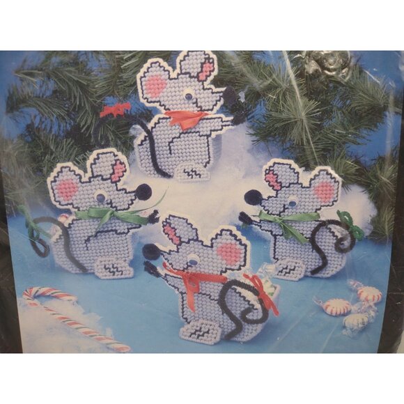 Vintage Sealed 1992 Needlecraft Ala Mode Christmas Mice Baskets Canvas Craft Kit - Picture 16 of 16